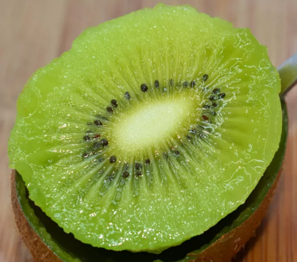 ruiyu kiwi 2 Ruiyu Kiwifruit(Green Flesh)