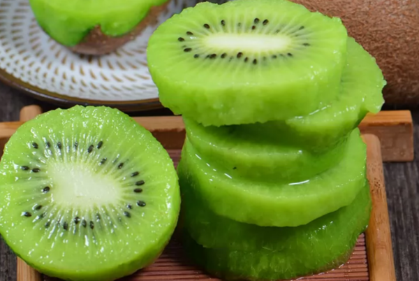 ruiyu kiwi 3 Ruiyu Kiwifruit(Green Flesh)